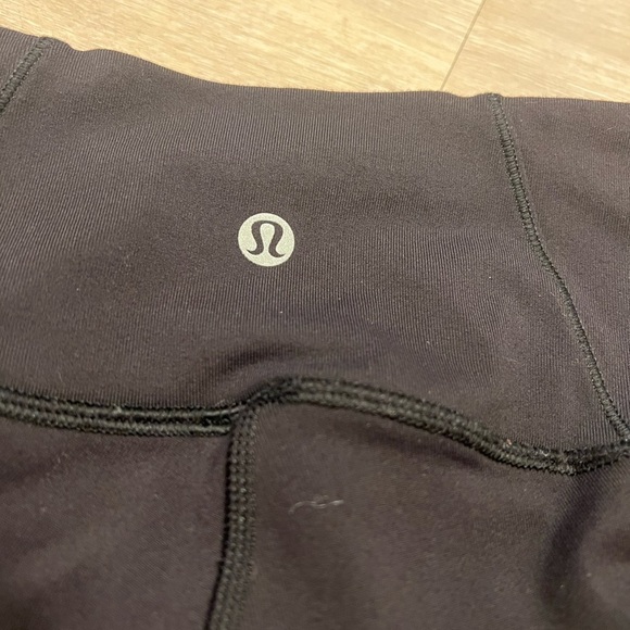 Black Lululemon Wonderunder Leggings - Picture 2 of 5